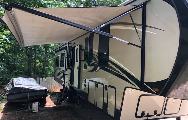 21’ awning
