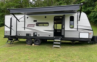 Coopers Cozy Camper