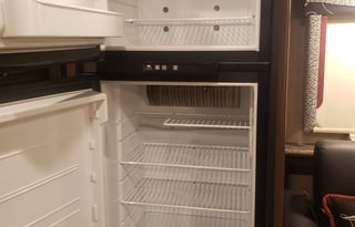 2018 Thor Motor Coach Outlaw 29J (low-miles)