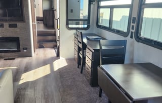 2020 Forest River 5th wheel with washer and dryer