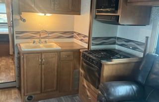 'Winnie' 2018 Winnebago Minnie Winnie ACO1706
