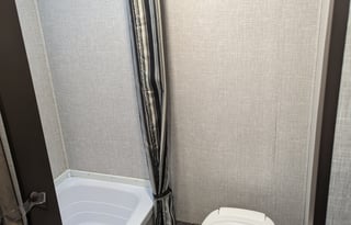 2022 CrossRoads RV Zinger Lite ZR18BH