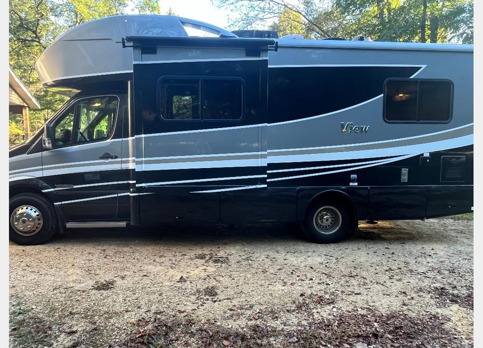 Class C Motor Home rentals in Onalaska