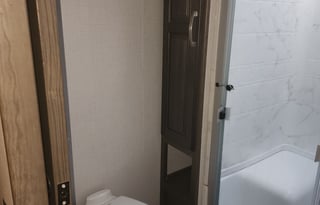 Cougar 5th Wheel Camper