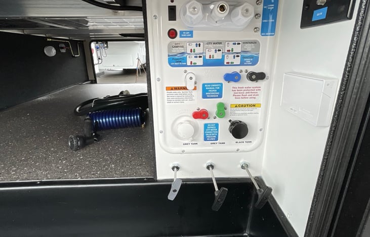 Controls for all water tanks are at a convenient height.