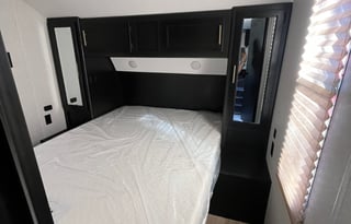 Patrcia 2021 Forest River Grey Wolf ACO1398