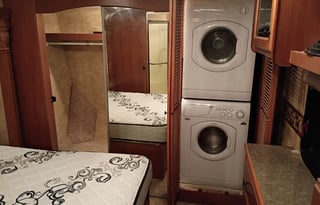 2010 Heartland Bighorn 3670RL