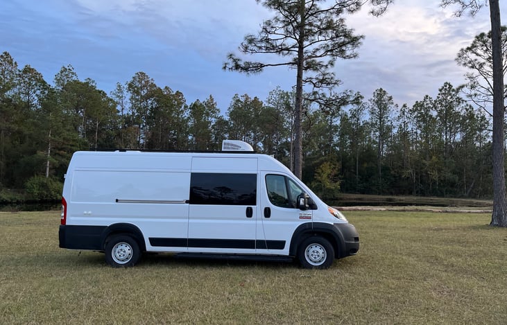 At 20' long, Vancy is easy-driving and great for access to parks with length restrictions.