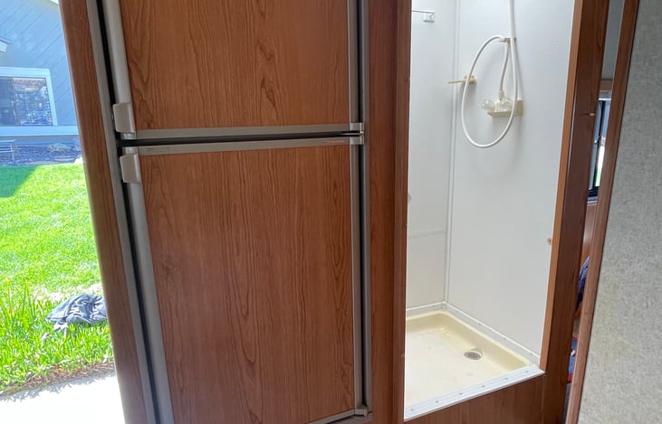 Fridge and freeze, plus full shower to enjoy!