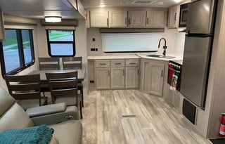 2021 Super lite ; accommodating;  dog friendly.