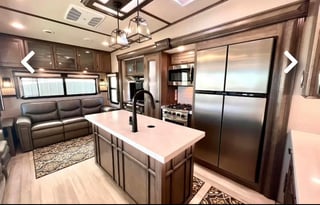 **Clean and Modern 2022 Grand Design Solitude**