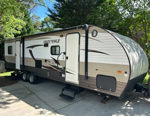 Forest River RV Cherokee Grey Wolf 27RR