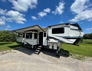 Keystone RV Montana 3761FL