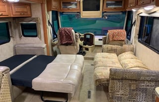 2007 Damon Challenger 376