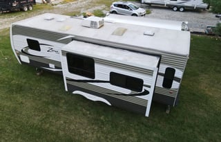 The Brownie NEWLY RENOVATED Sleeps 6 Must See !