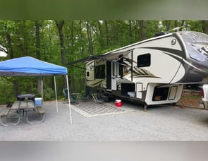 Keystone RV Mountaineer 375FLF