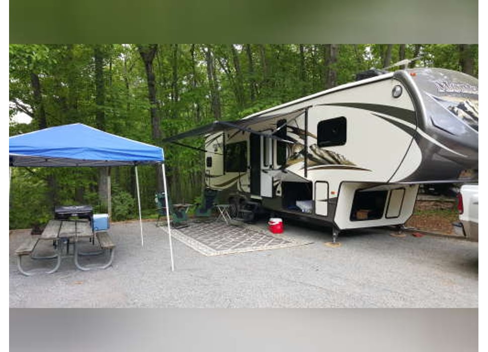 Fifth Wheel rentals in Saint Johns