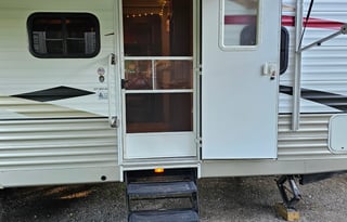 Clean and Comfy Camping Holiday