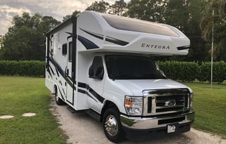 Fun & Easy to Handle-2024 Entegra Odyssey 24'