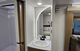 2025 Forest River 26ICE (ICE2) $145/nt sleeps 8-10