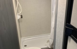 Fantastic light camper, family friendly!