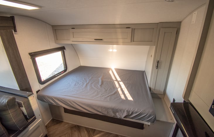 Queen size bed