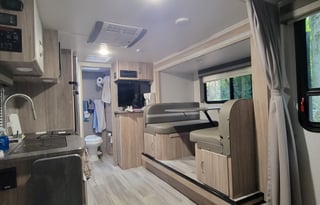 2022 Winnebago Micro Minnie FLX Solar