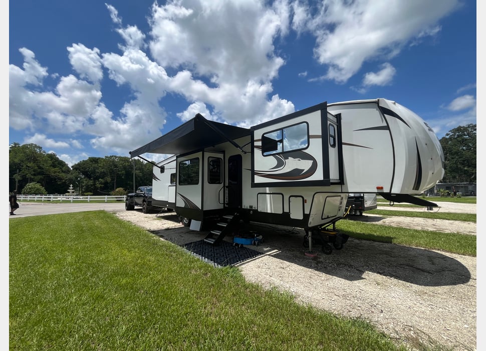 Fifth Wheel rentals in Myakka City