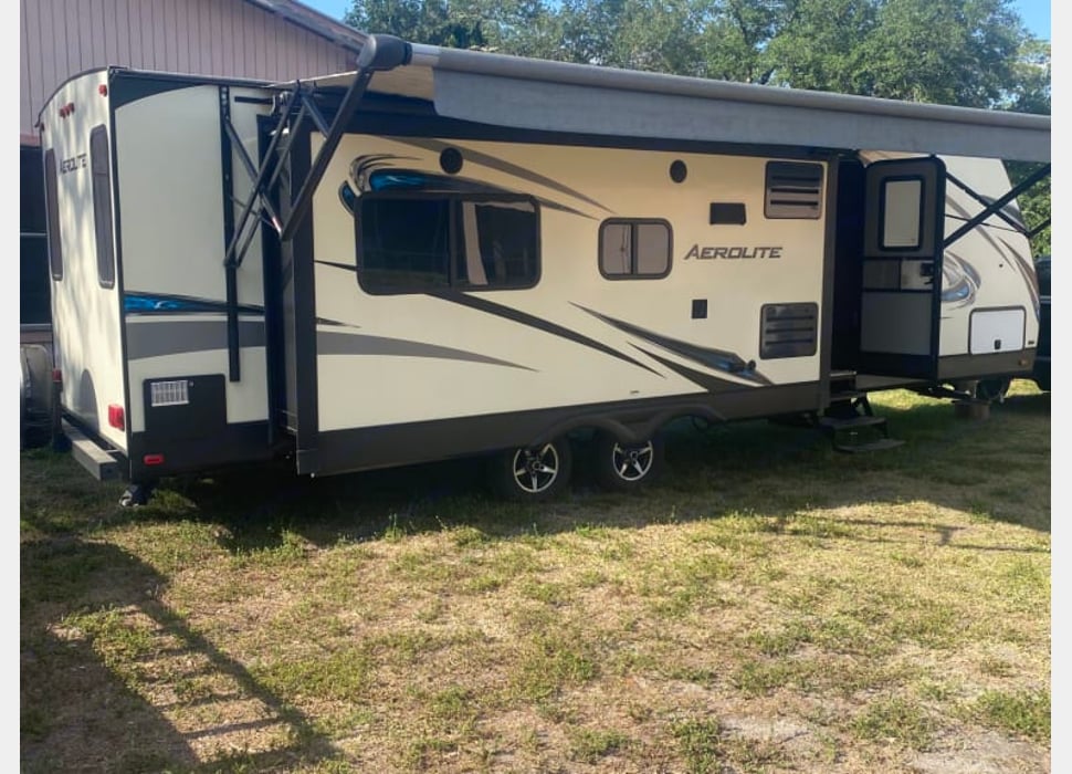 Travel Trailer rentals in Naples