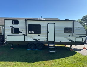 EAST TO WEST Della Terra 250BH