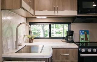 Modern Mountain Retreat