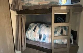 Chad & Janelle’s Mobile Memory Maker