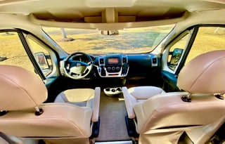 2022 Thor Luxury Family Adventure Van -  Sleeps 4!