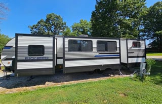 2022 Heartland Pioneer BH 330