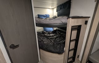 Your stress free RV getaway is here! Prowler 290BH