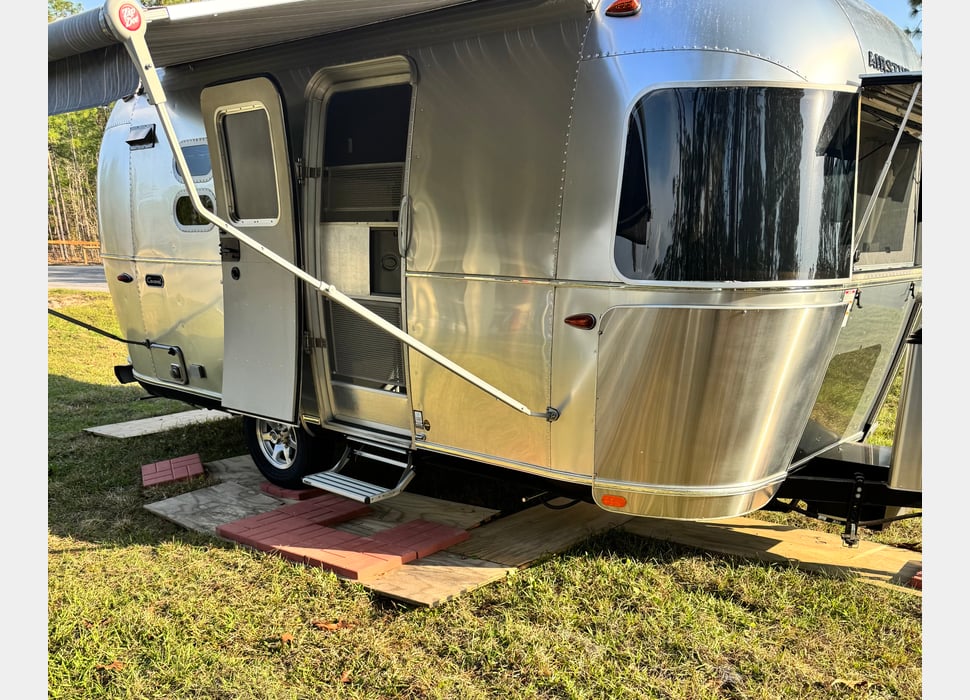 Travel Trailer rentals in Sebring
