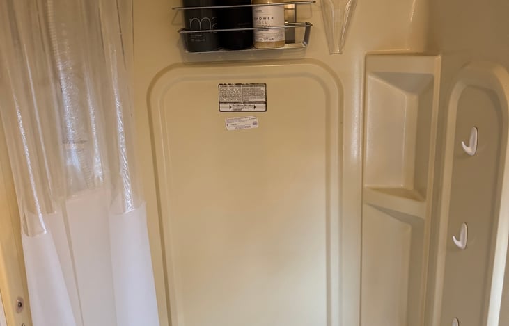 Shampoo/conditioner/body wash provided