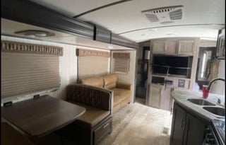 2018 CrossRoads RV Sunset Trail Super Lite SS254RB