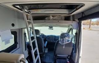 2021 winnebago solis 59p