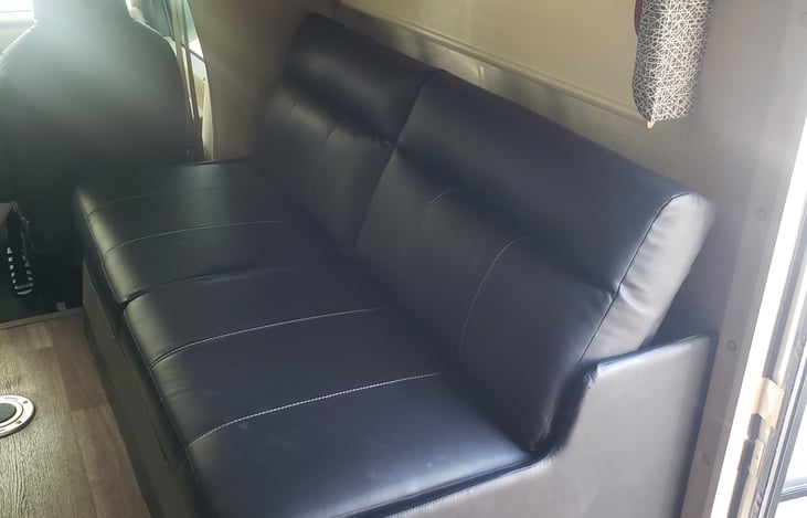 Right side passenger pull out sofa
Sleeps 2