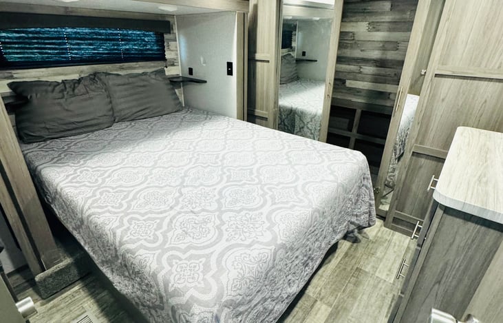 Master room with new King size foam mattress bed (sleeps 2), closet with hanging room