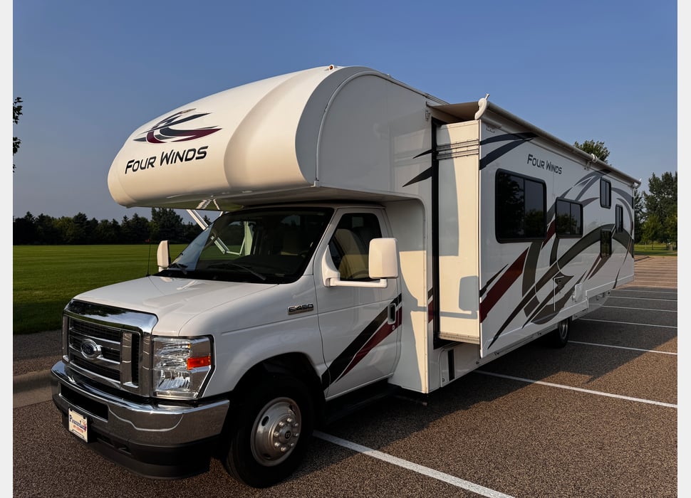 Class C Motor Home rentals in Saint Paul