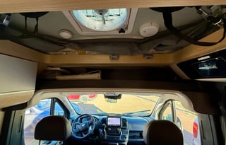 "WanderPop" - Luxury Off Grid Noovo Camper Van