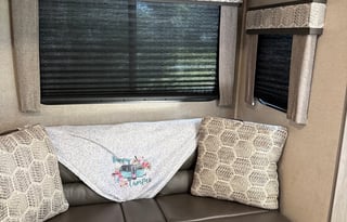 "Adventure Awaits: Cozy & Fun RV Rental!"
