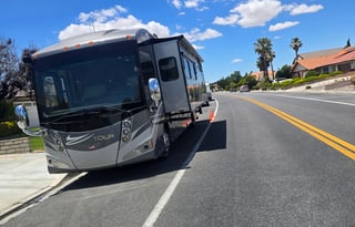 Luxury Winnebago Tour 40CD Experience