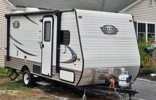 2016 Viking Ultra-Lite 17BH