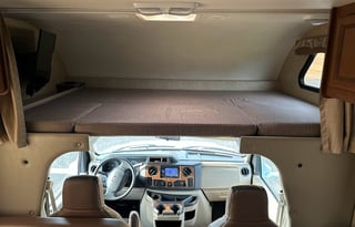 "The Chitty" 2015 Thor Chateau