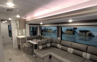 Forest River SALEM PLATINUM 32BHDSX