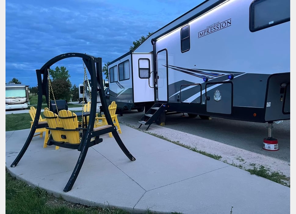 Fifth Wheel rentals in Canton