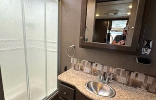 2017 Thor Motor Coach Windsport 35M